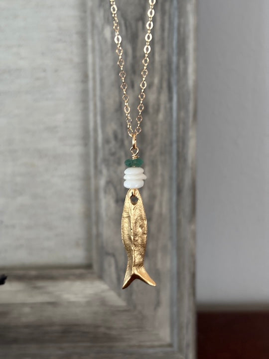 Hawaiian Faith Fish Puka Shells and Glass Necklace – Le'ahi Gifts Hawaii